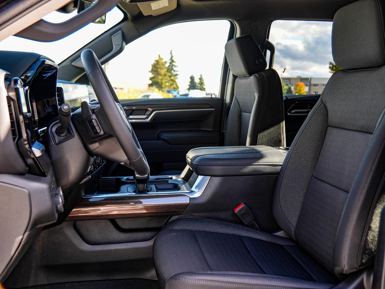 2026 Chevrolet Silverado 1500 RST Photo