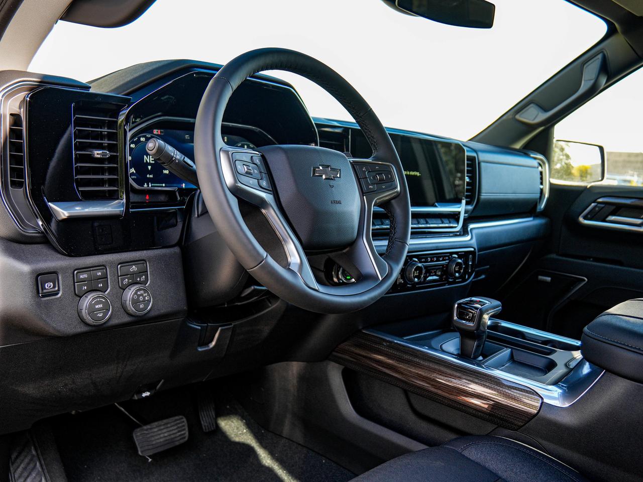 2026 Chevrolet Silverado 1500 RST Photo