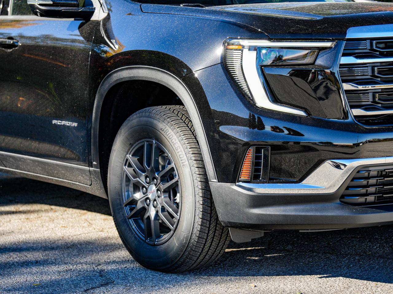 2027 GMC Acadia ELEVATION Photo3