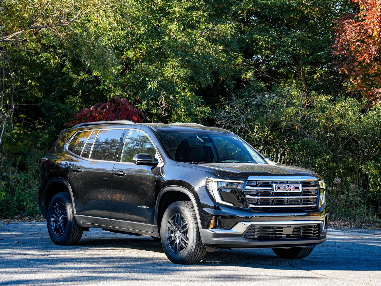 2027 GMC Acadia ELEVATION Photo