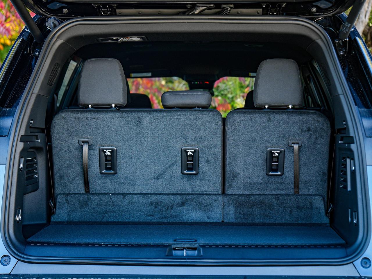 2027 GMC Acadia ELEVATION Photo