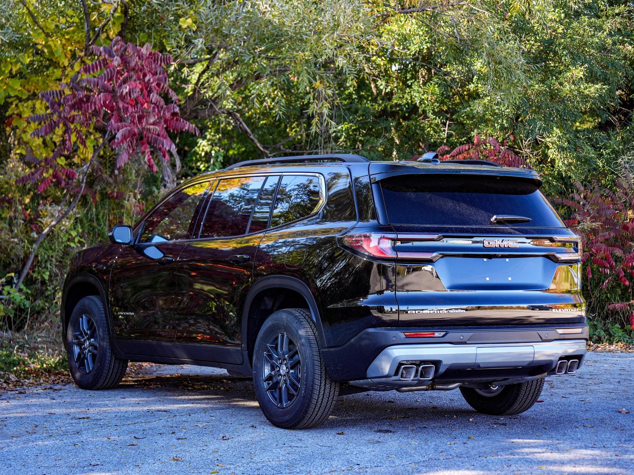 2027 GMC Acadia ELEVATION Photo