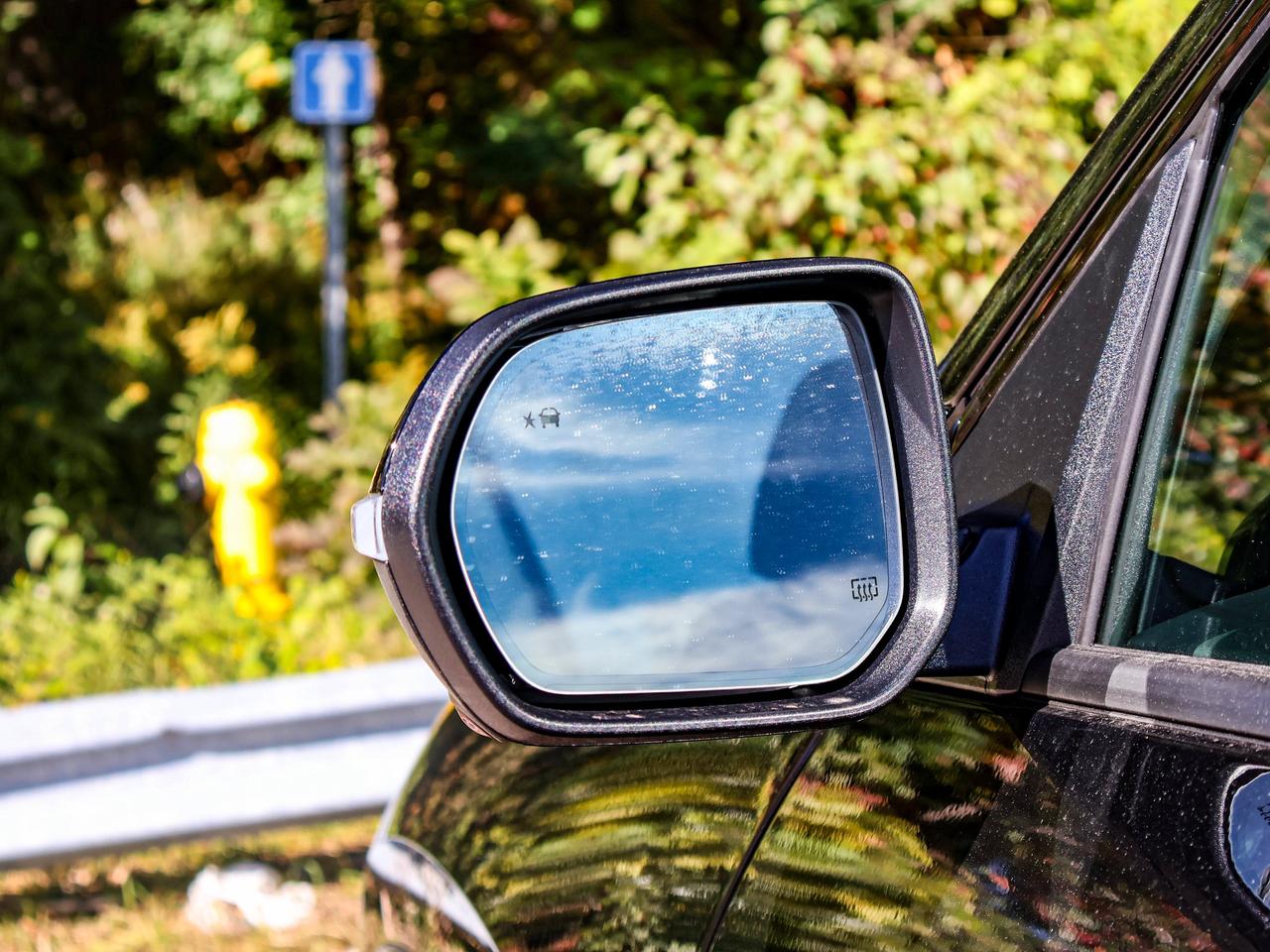 2027 Chevrolet Traverse High Country Photo