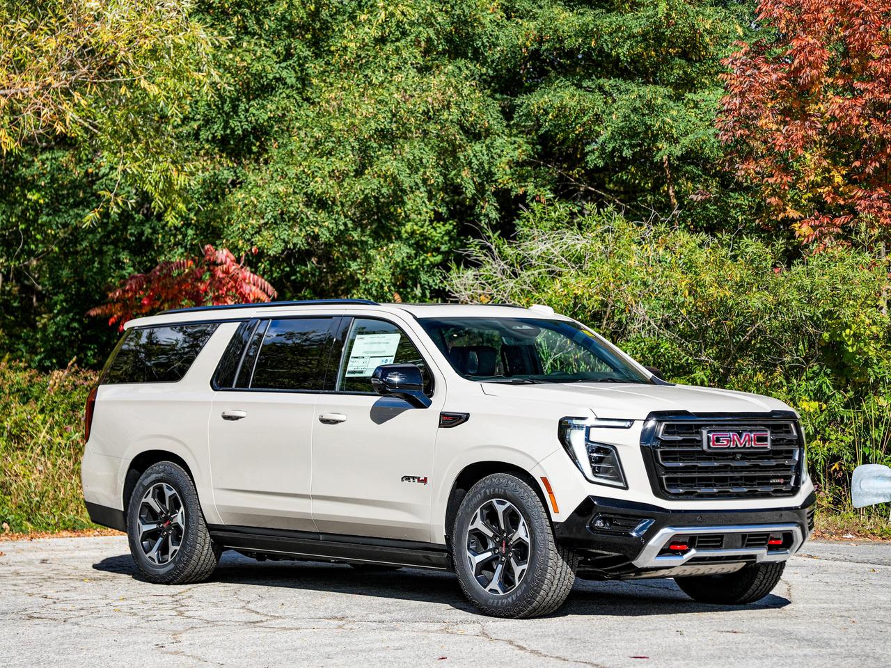 2027 GMC Yukon XL AT4 Ultimate Photo