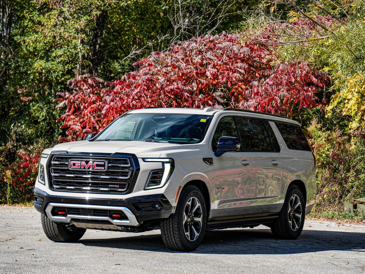 2027 GMC Yukon XL AT4 Ultimate Photo