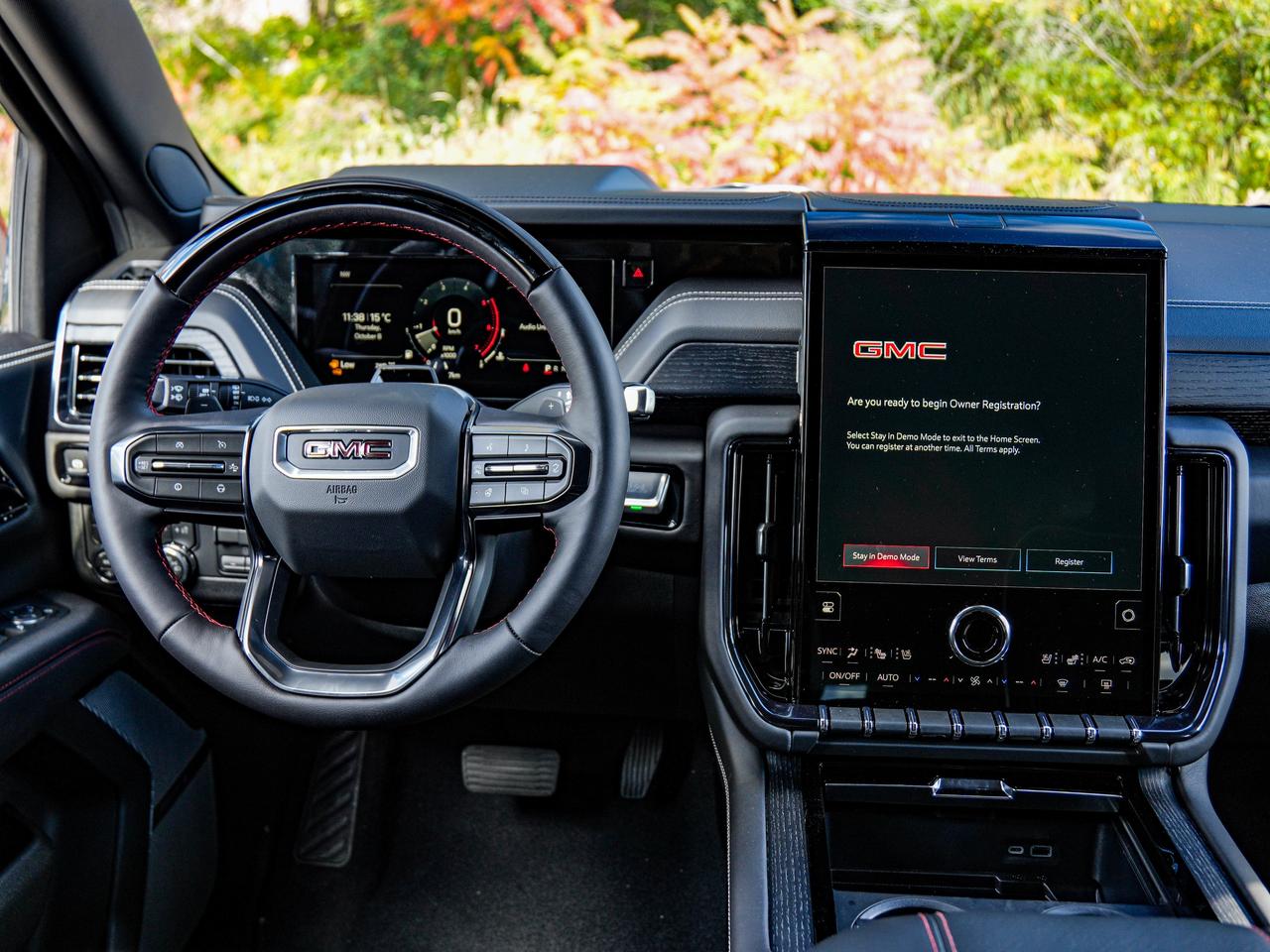 2027 GMC Yukon XL AT4 Ultimate Photo