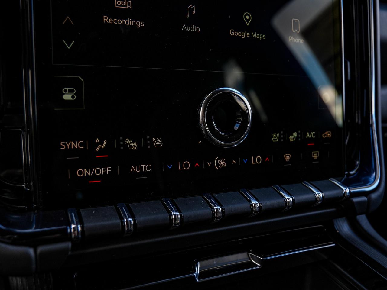 2027 GMC Yukon XL AT4 Ultimate Photo