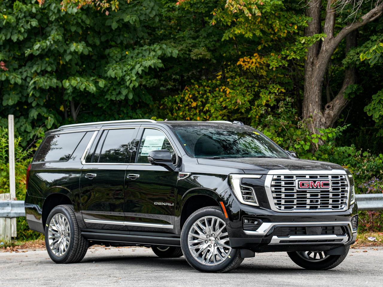 2027 GMC Yukon XL Denali Photo5