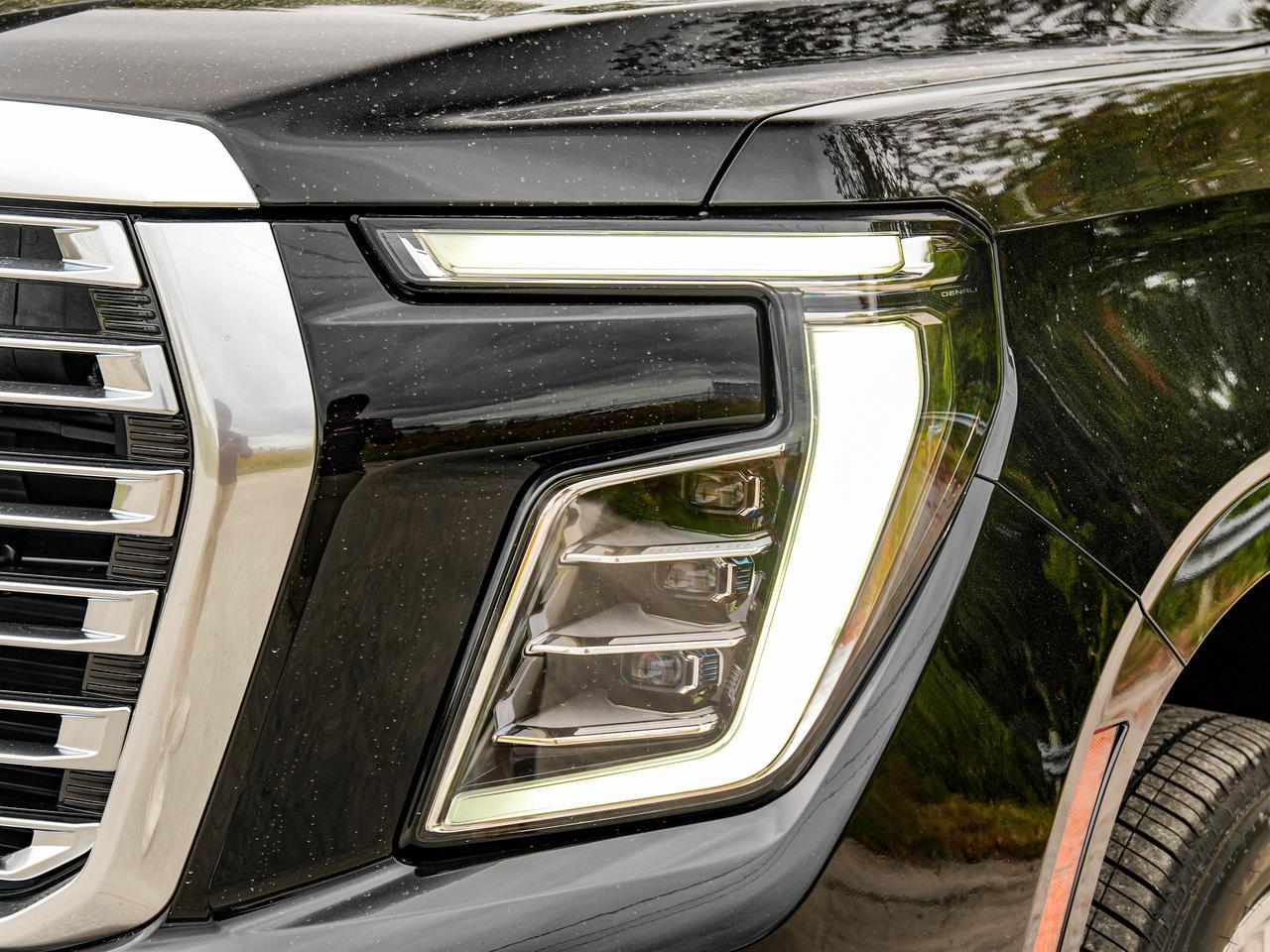 2027 GMC Yukon XL Denali Photo
