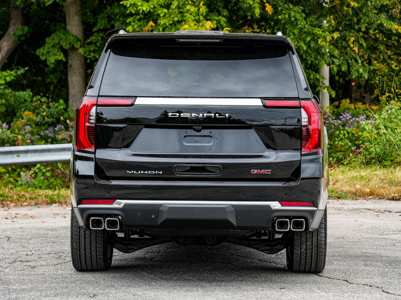 2027 GMC Yukon XL Denali Photo