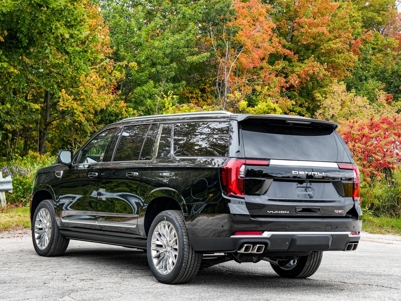 2027 GMC Yukon XL Denali Photo
