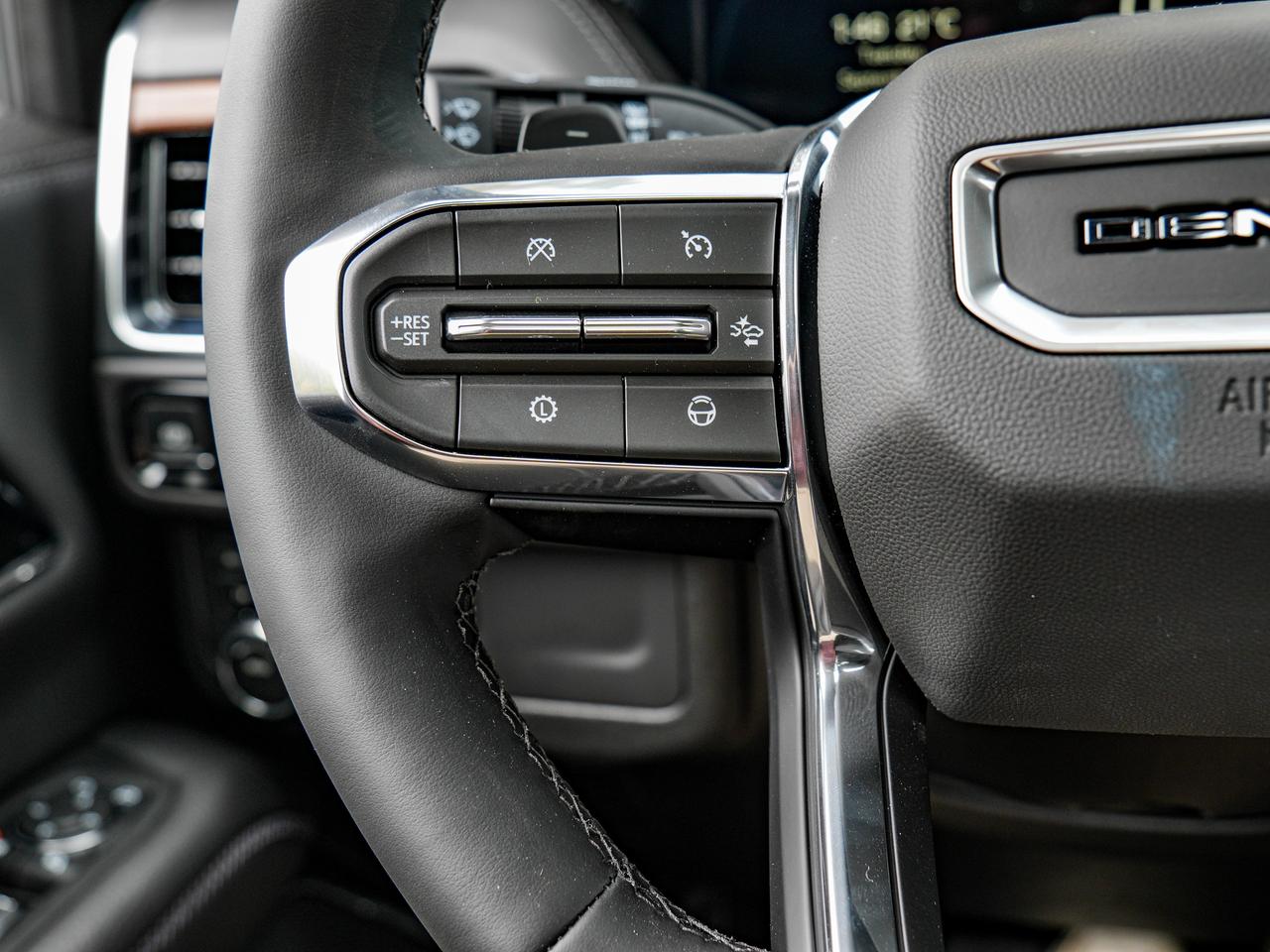 2027 GMC Yukon XL Denali Photo