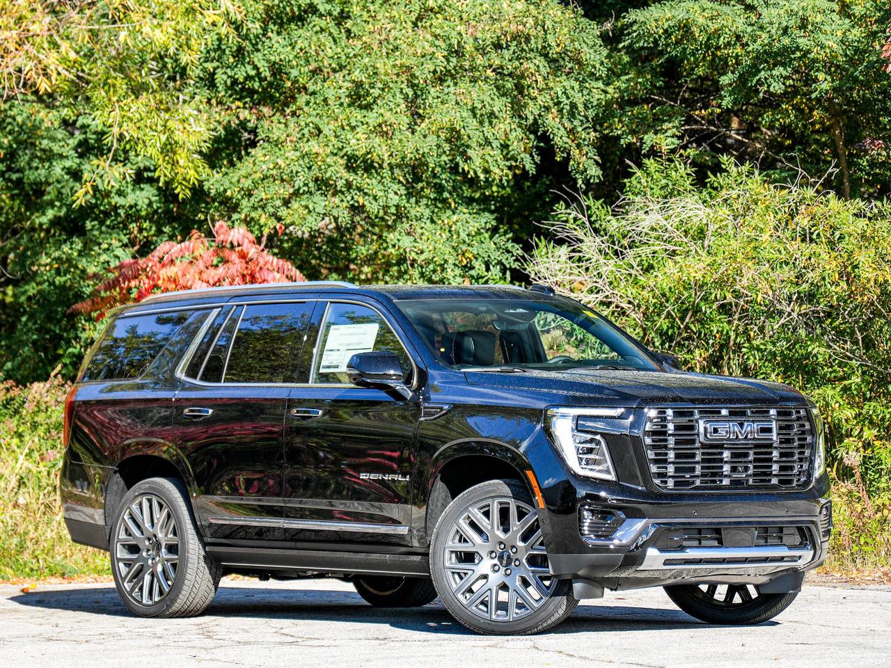 2027 GMC Yukon Denali Ultimate Photo
