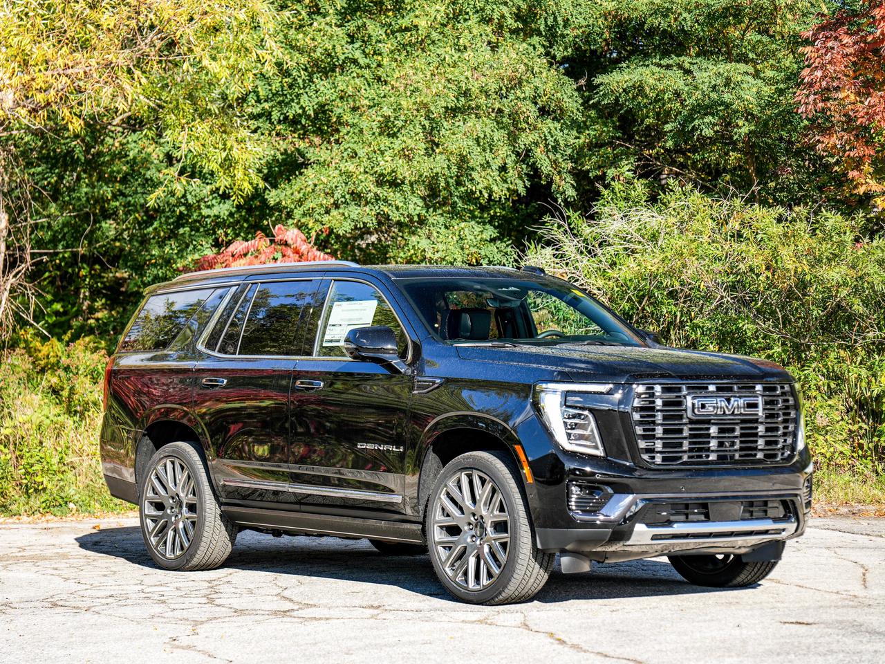 2027 GMC Yukon Denali Ultimate Photo