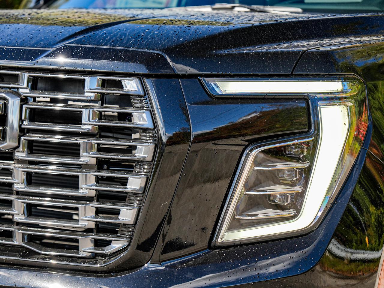 2027 GMC Yukon Denali Ultimate Photo
