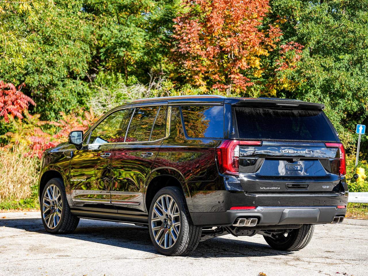 2027 GMC Yukon Denali Ultimate Photo