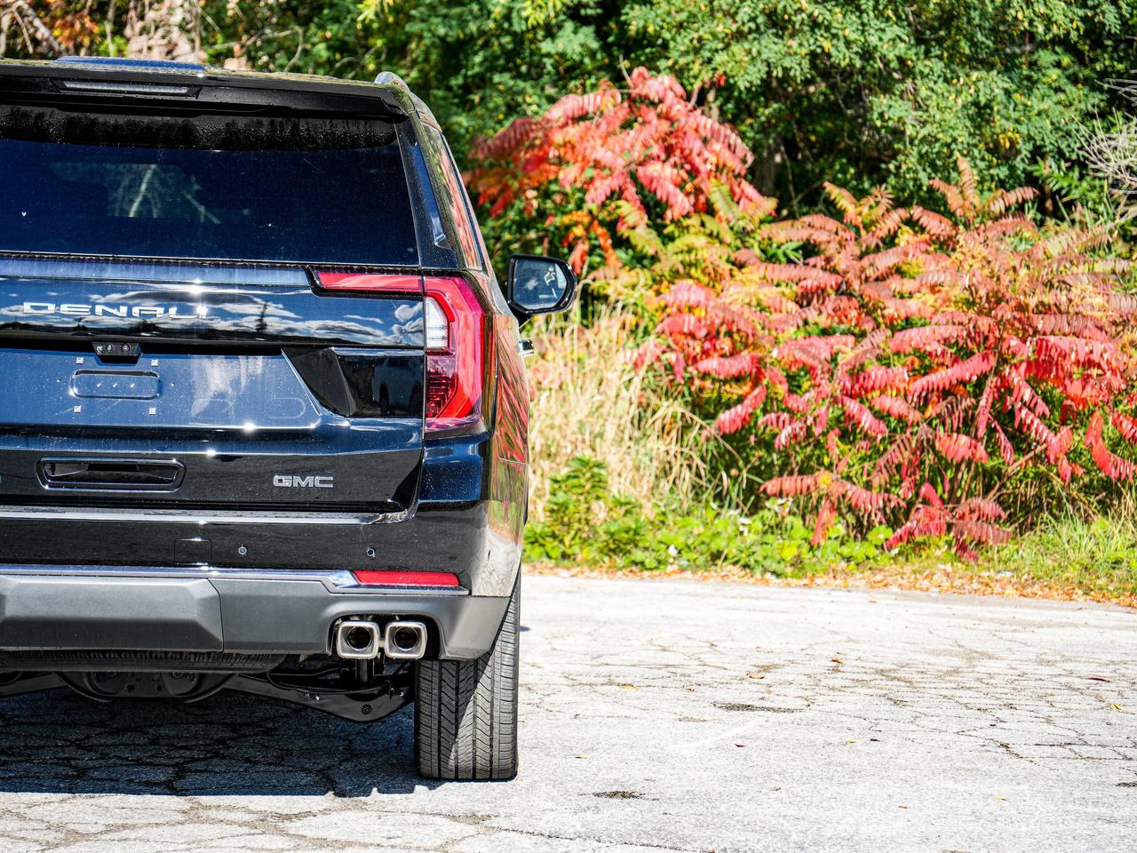 2027 GMC Yukon Denali Ultimate Photo