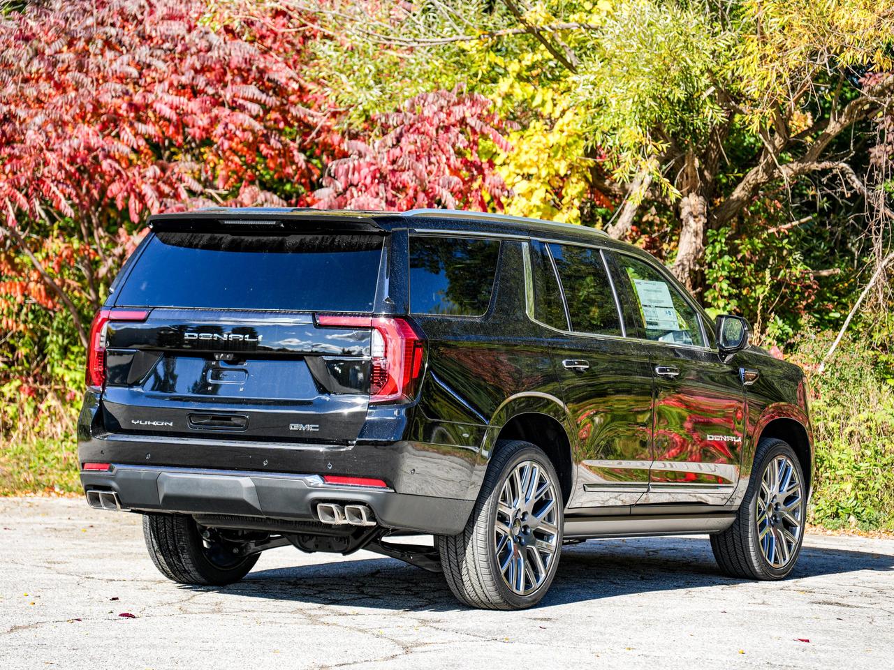 2027 GMC Yukon Denali Ultimate Photo