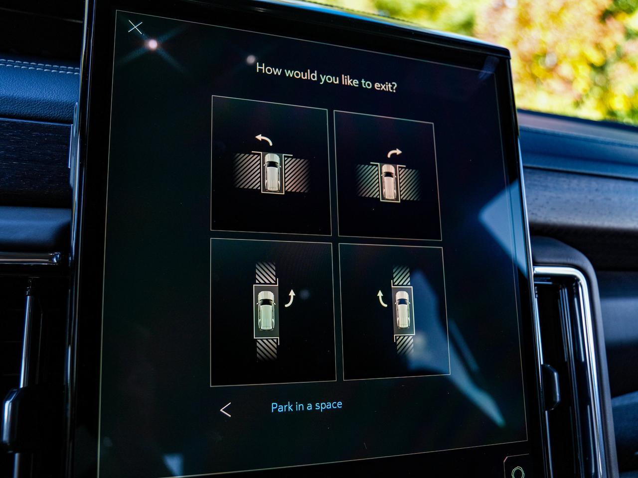 2027 GMC Yukon Denali Ultimate Photo