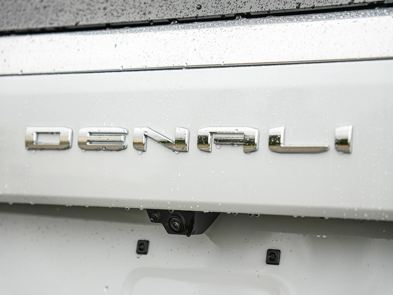 2027 GMC Yukon Denali Photo