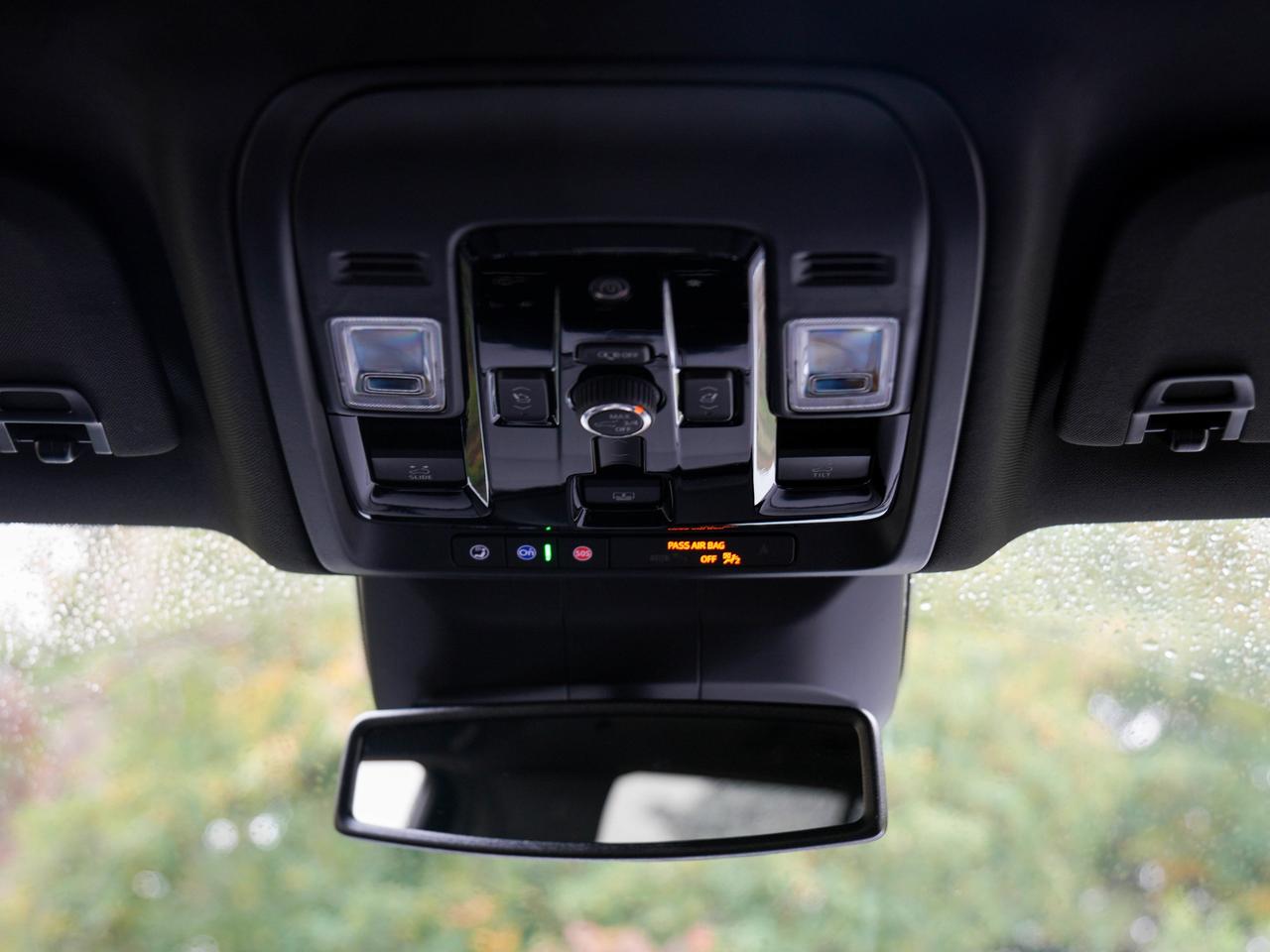 2027 GMC Yukon Denali Photo