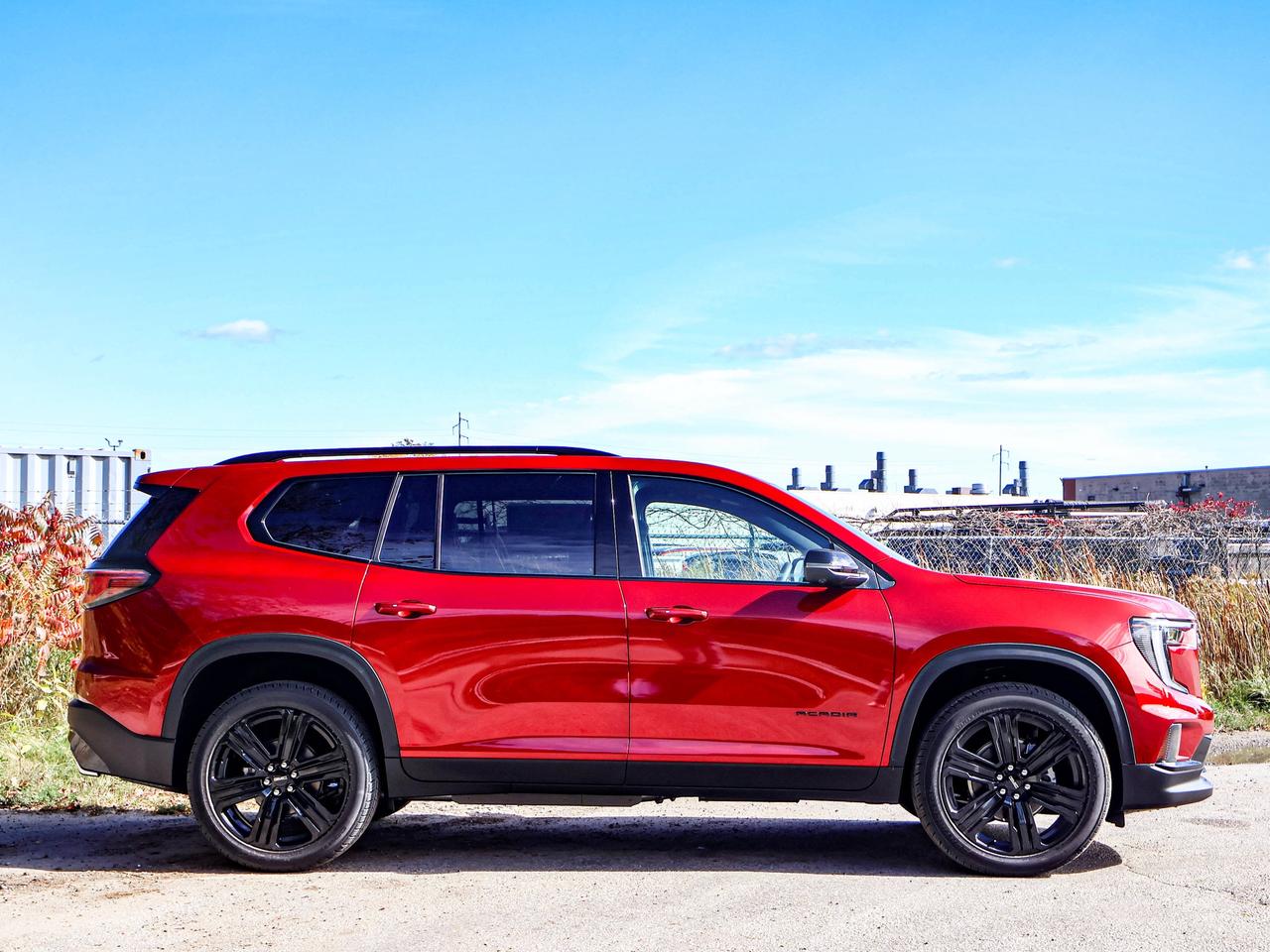 2027 GMC Acadia ELEVATION Photo3