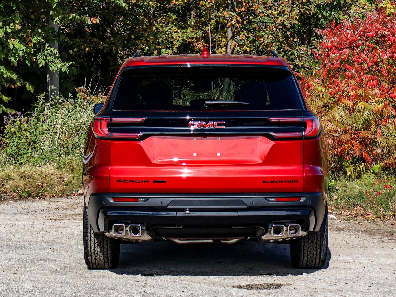 2027 GMC Acadia ELEVATION Photo