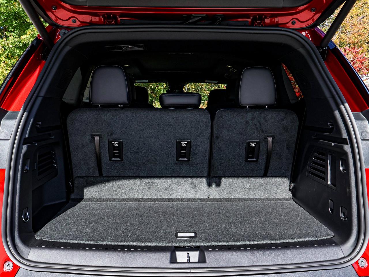 2027 GMC Acadia ELEVATION Photo