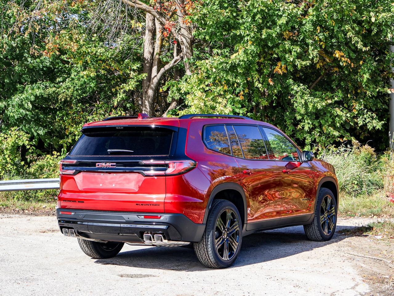 2027 GMC Acadia ELEVATION Photo