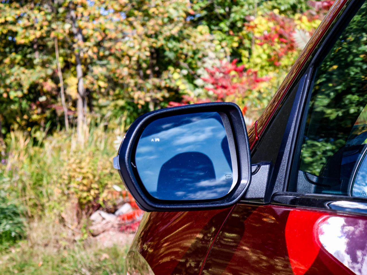 2027 GMC Acadia ELEVATION Photo