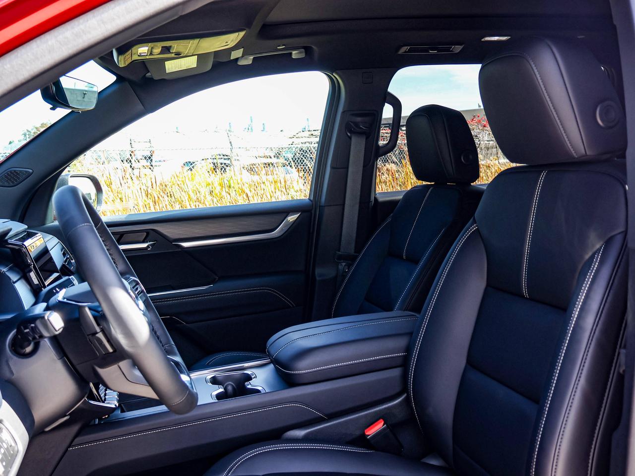 2027 GMC Acadia ELEVATION Photo