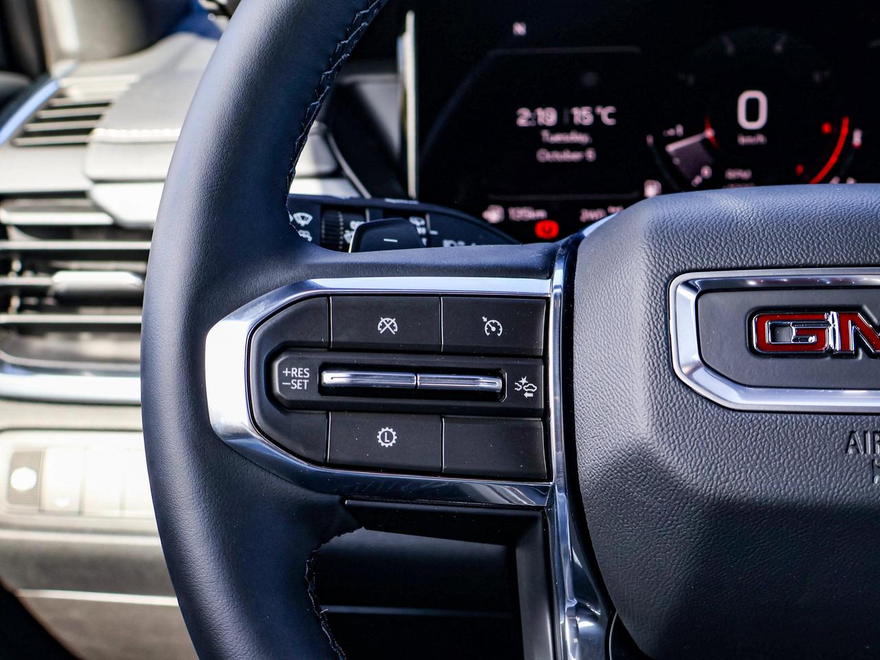 2027 GMC Acadia ELEVATION Photo