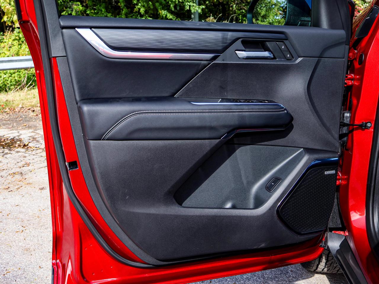 2027 GMC Acadia ELEVATION Photo