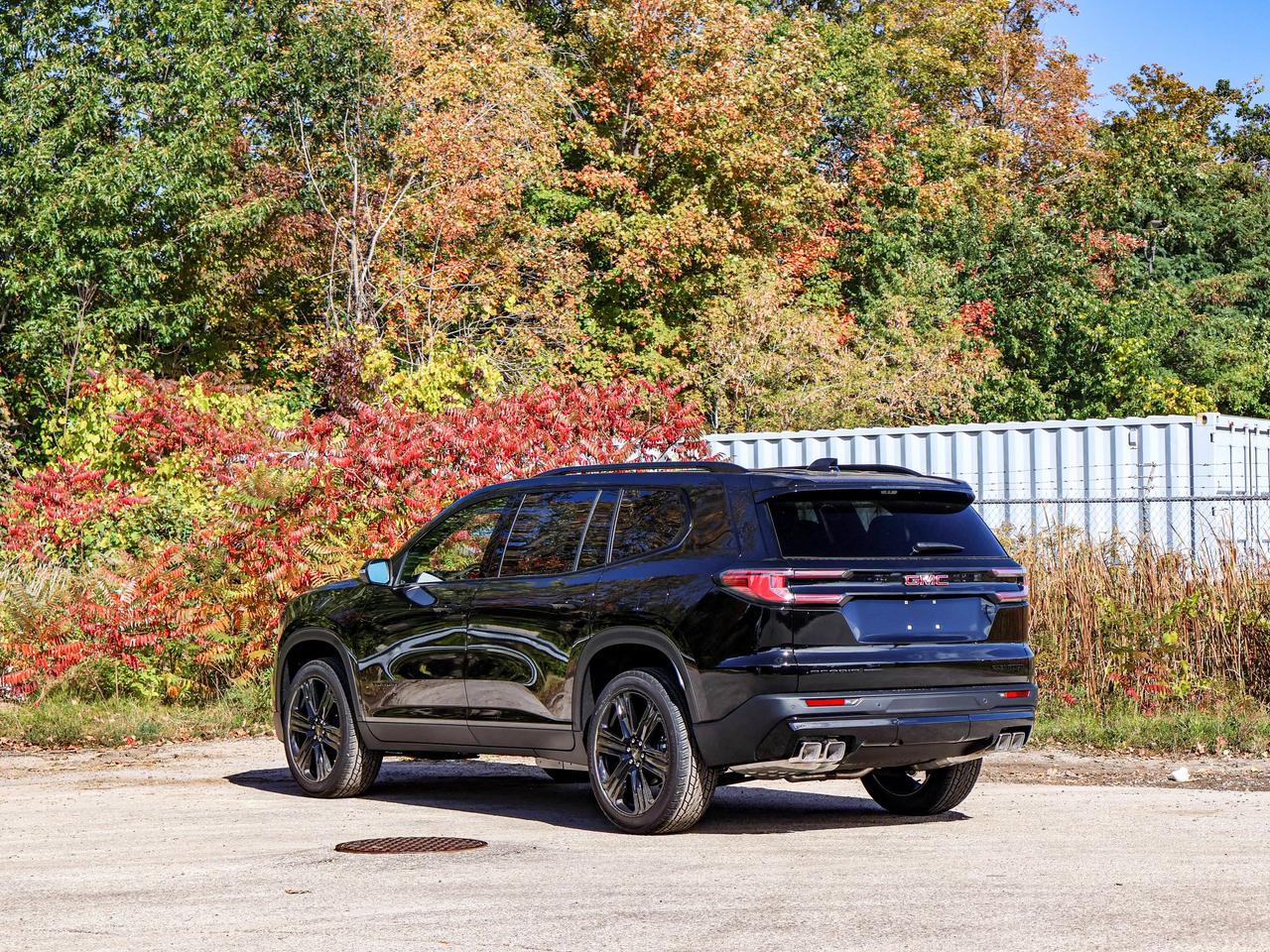 2027 GMC Acadia ELEVATION Photo