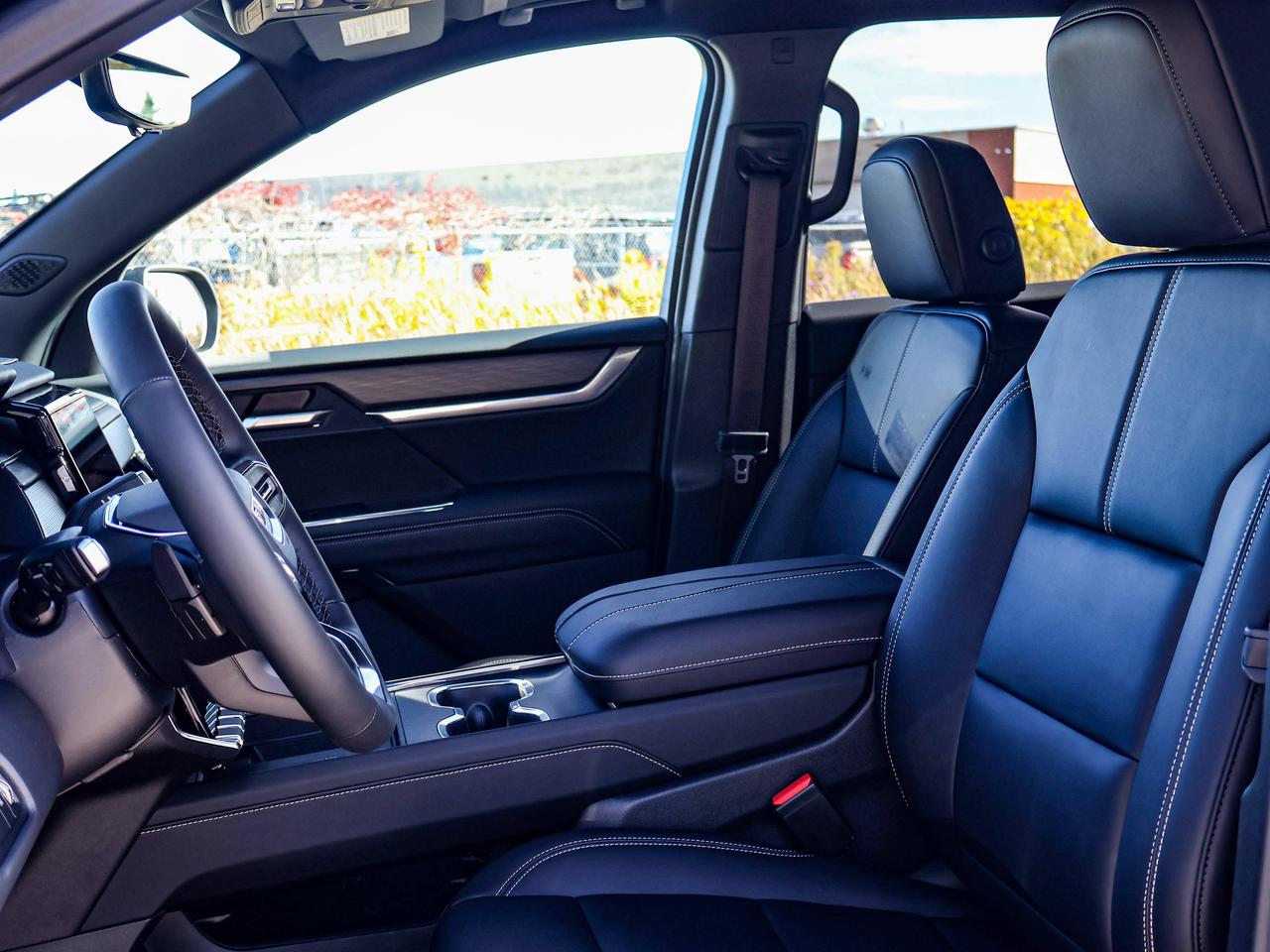 2027 GMC Acadia ELEVATION Photo