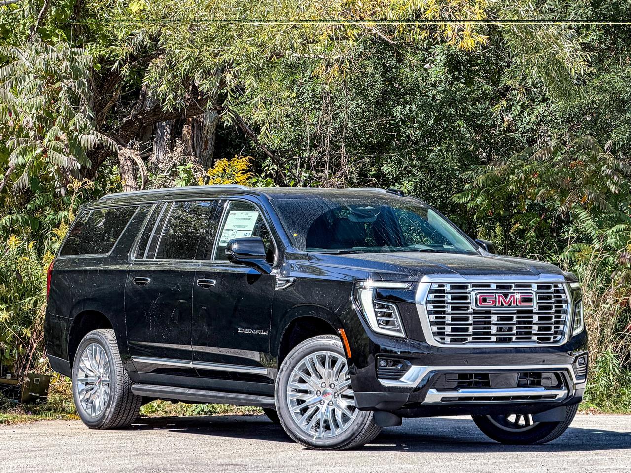 2027 GMC Yukon XL Denali Photo5