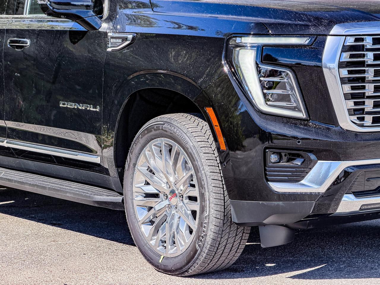 2027 GMC Yukon XL Denali Photo