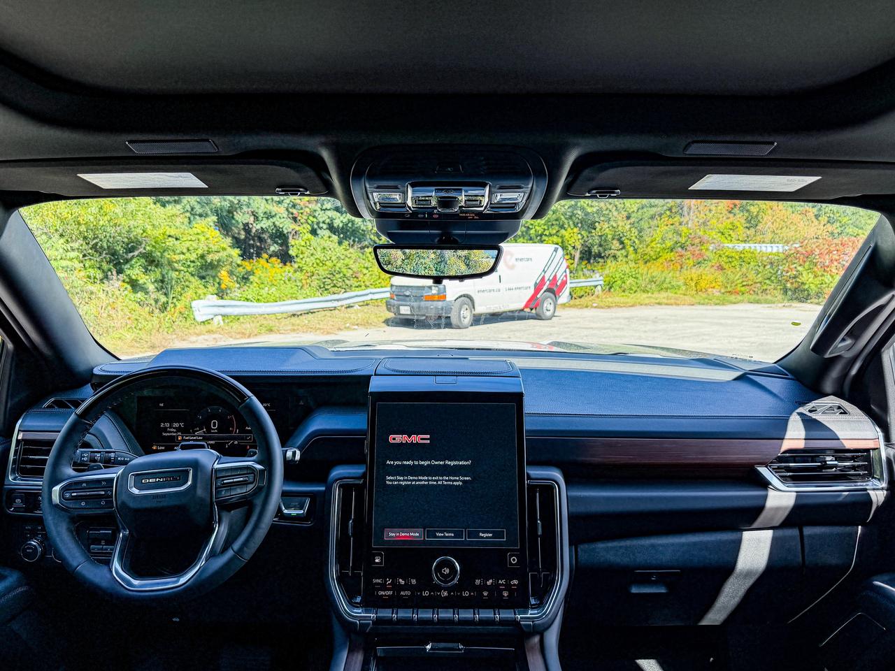 2027 GMC Yukon XL Denali Photo
