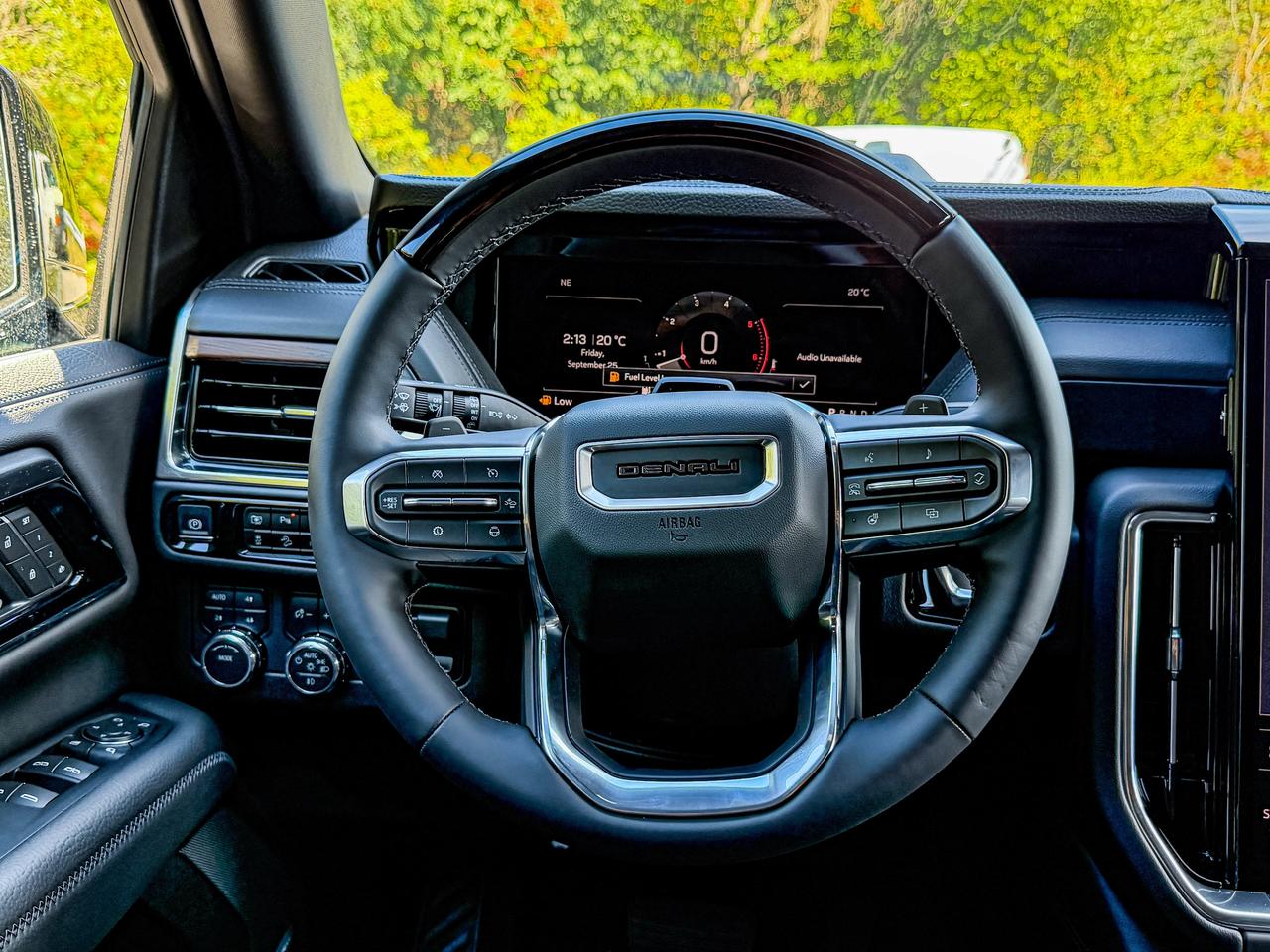 2027 GMC Yukon XL Denali Photo
