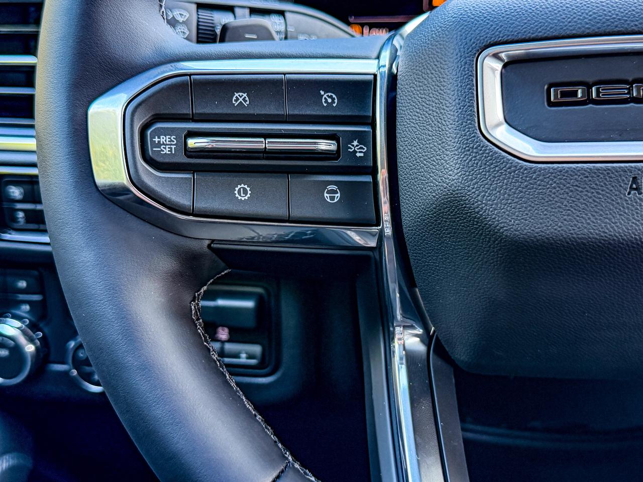 2027 GMC Yukon XL Denali Photo