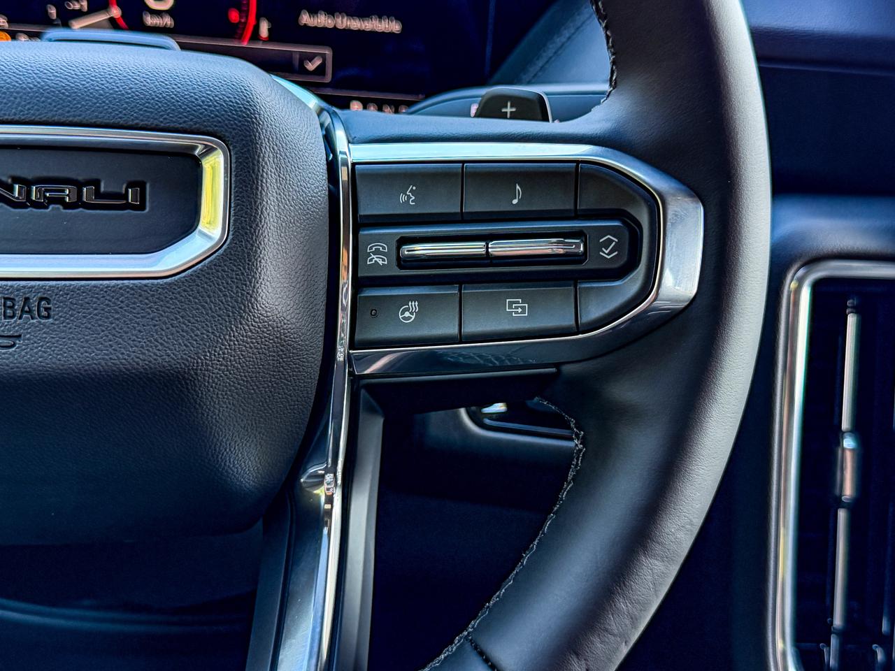 2027 GMC Yukon XL Denali Photo