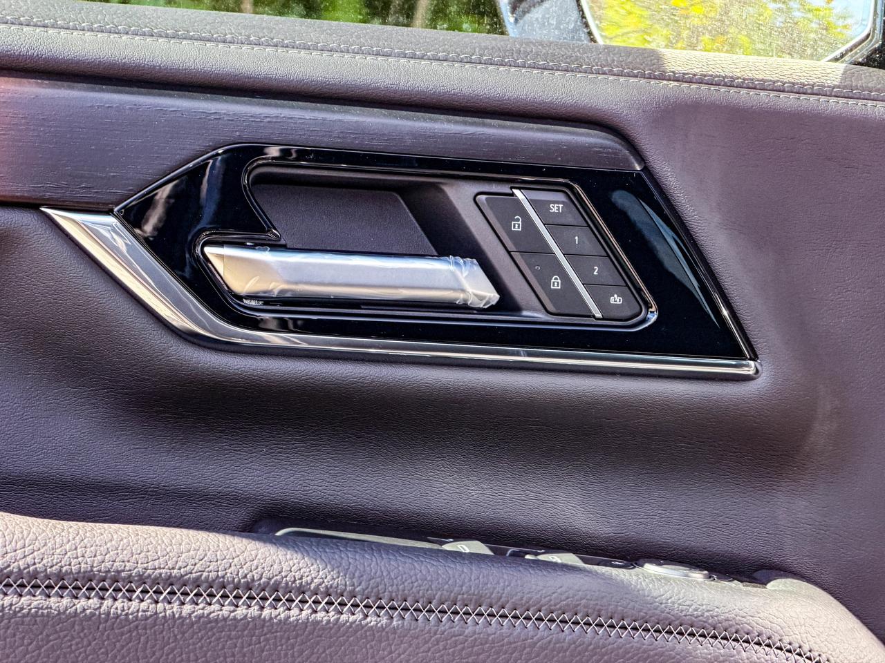 2027 GMC Yukon XL Denali Photo