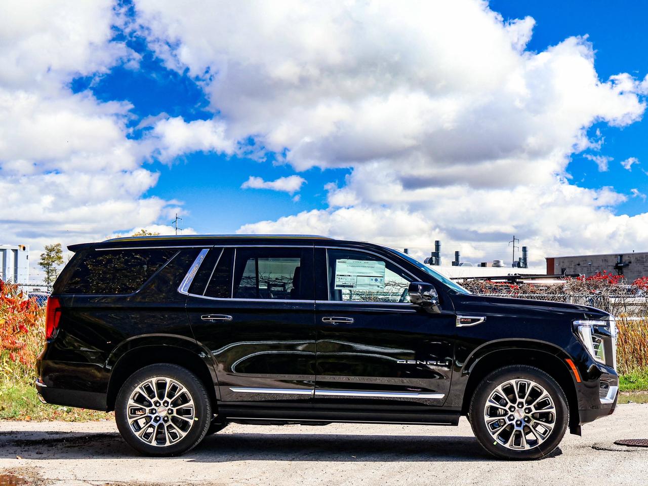 2027 GMC Yukon Denali Photo