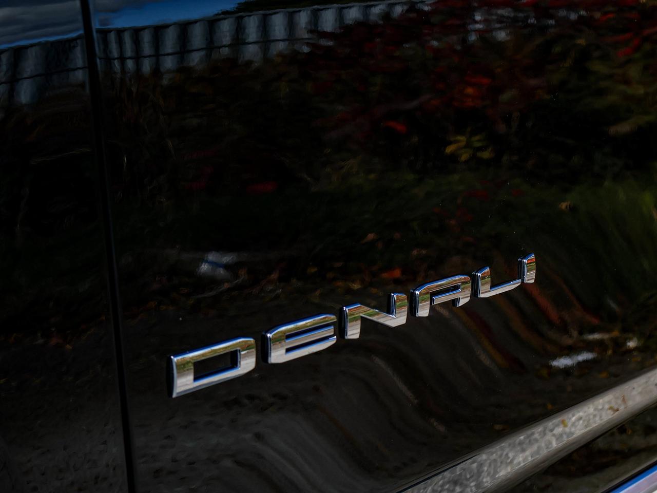2027 GMC Yukon Denali Photo