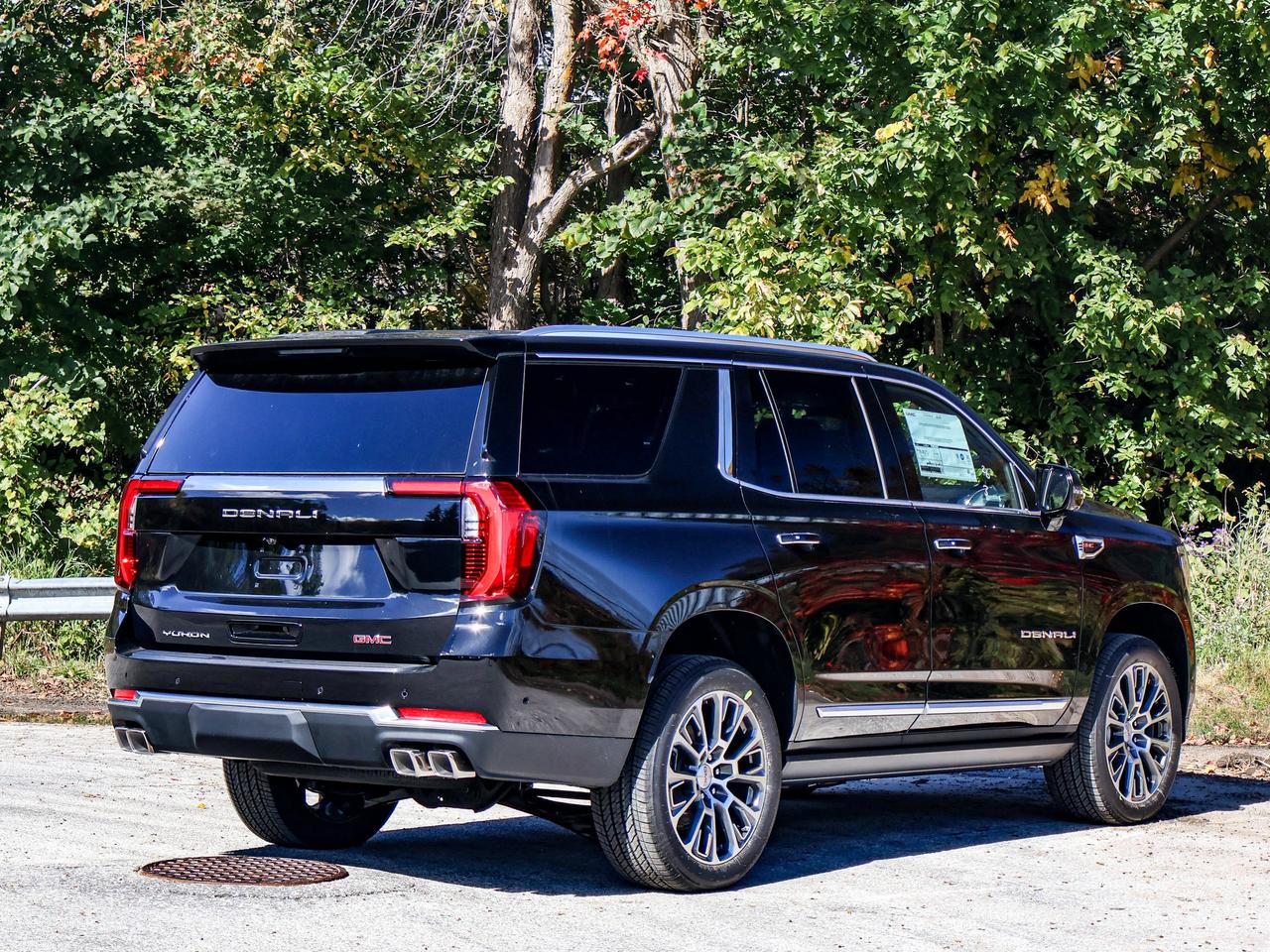 2027 GMC Yukon Denali Photo