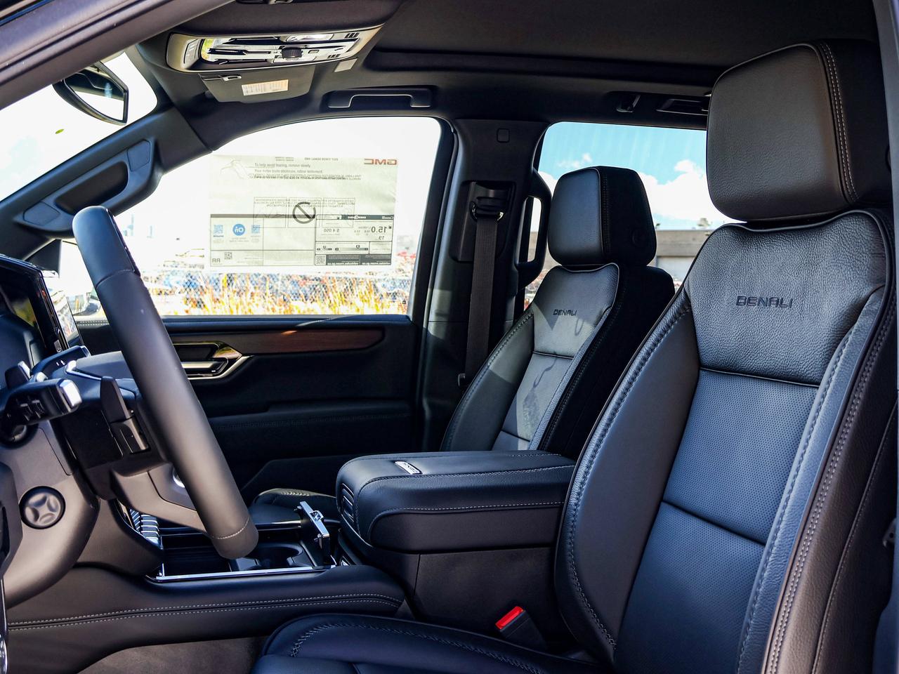 2027 GMC Yukon Denali Photo
