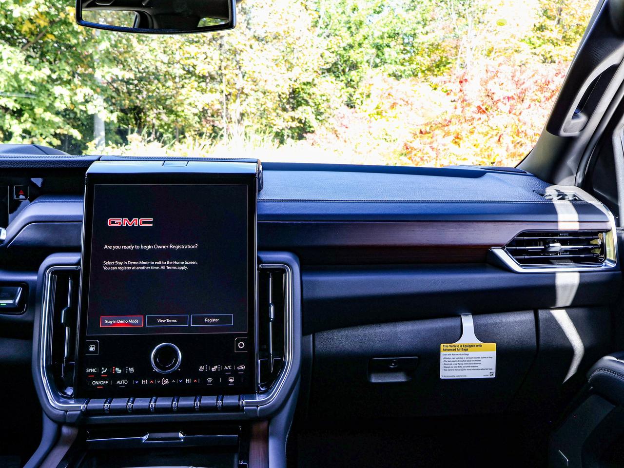 2027 GMC Yukon Denali Photo