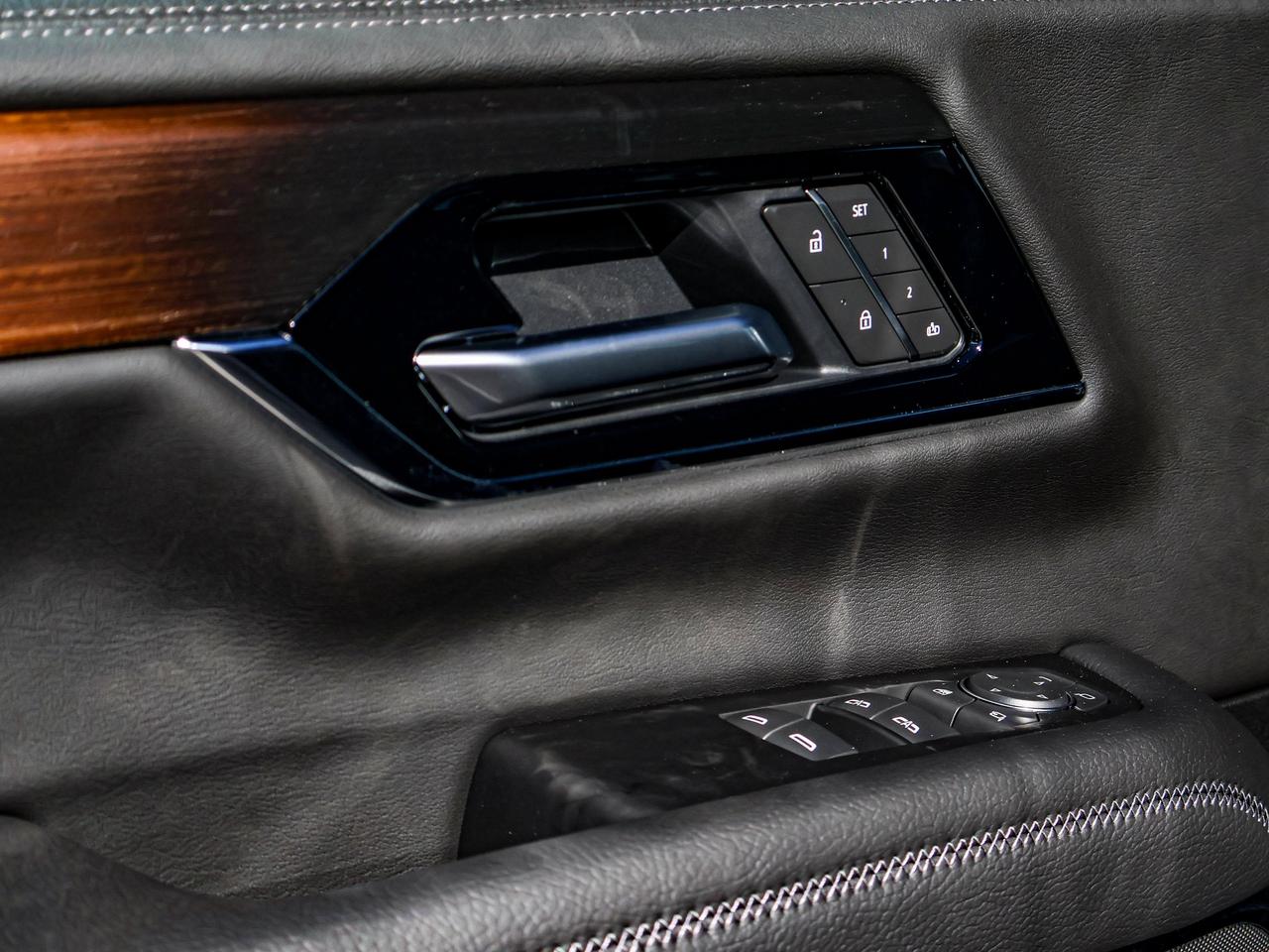 2027 GMC Yukon Denali Photo
