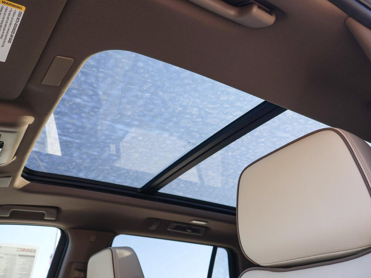 2027 GMC Yukon Denali Photo