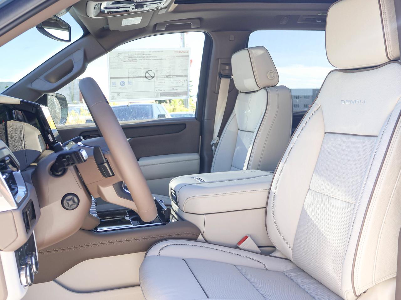 2027 GMC Yukon Denali Photo
